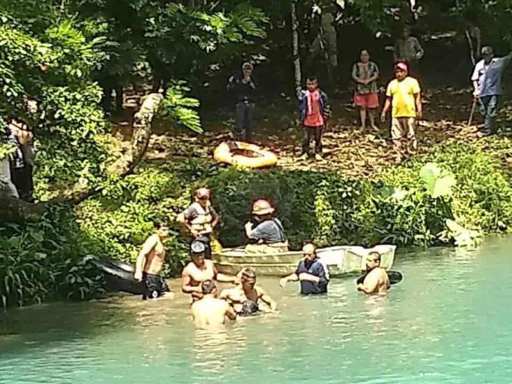 Rescatan a joven ahogado en el río Atoyac