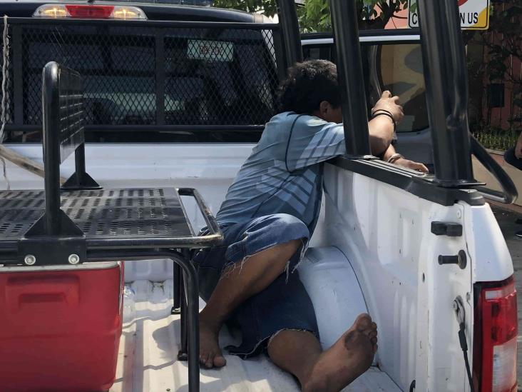 Protagonizan riña dos hombres en zona turística de Veracruz