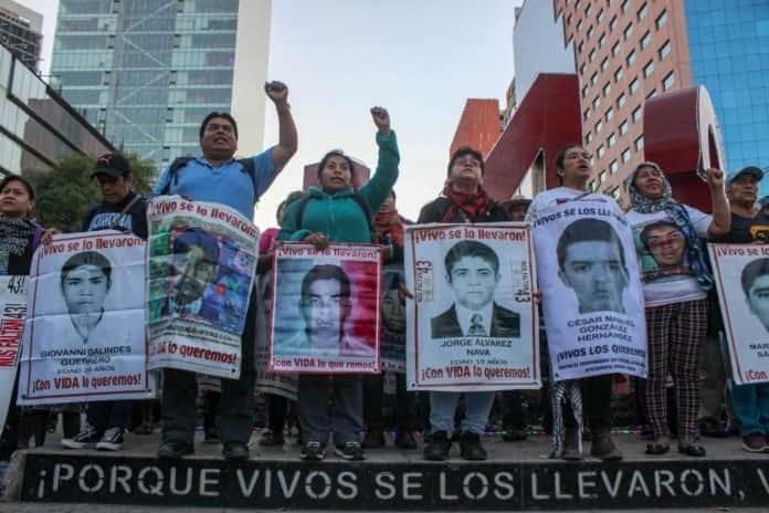 FGR confirma la localización de restos de uno de los 43 normalistas de Ayotzinapa
