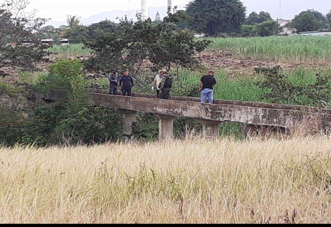 Hallan a hombre degollado en Cuichapa