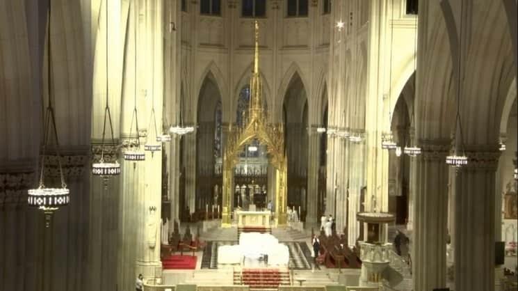 Celebran misa en Catedral de NY por mexicanos muertos por Covid-19