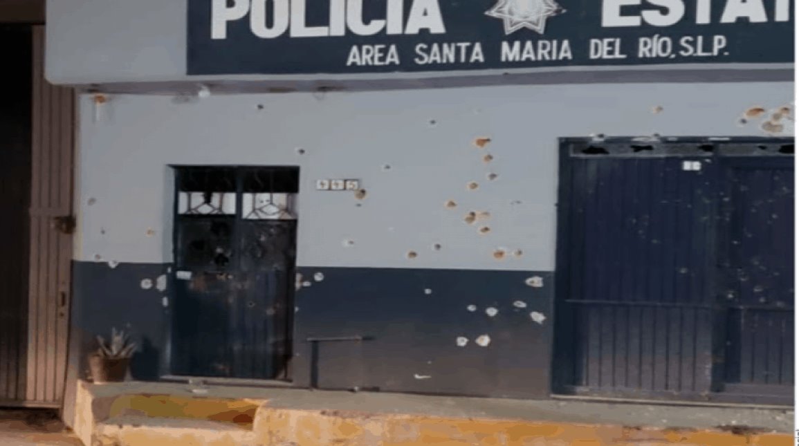 Atacan sicarios sede de la policía estatal en San Luis Potosí