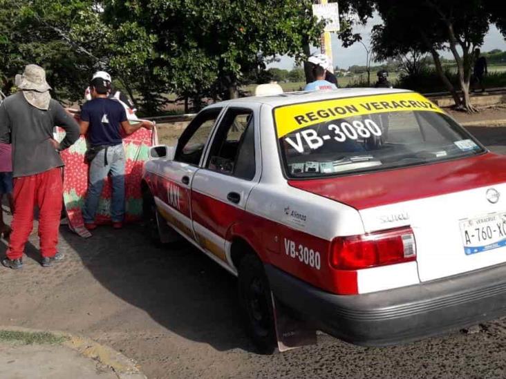 Atropella taxista a un ciclista en calles de Veracruz