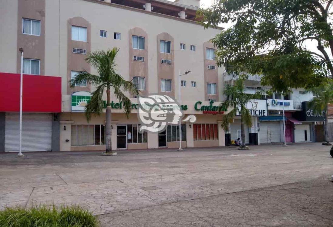 Cierre de hotel en Minatitlán deja más 30 personas desempleadas