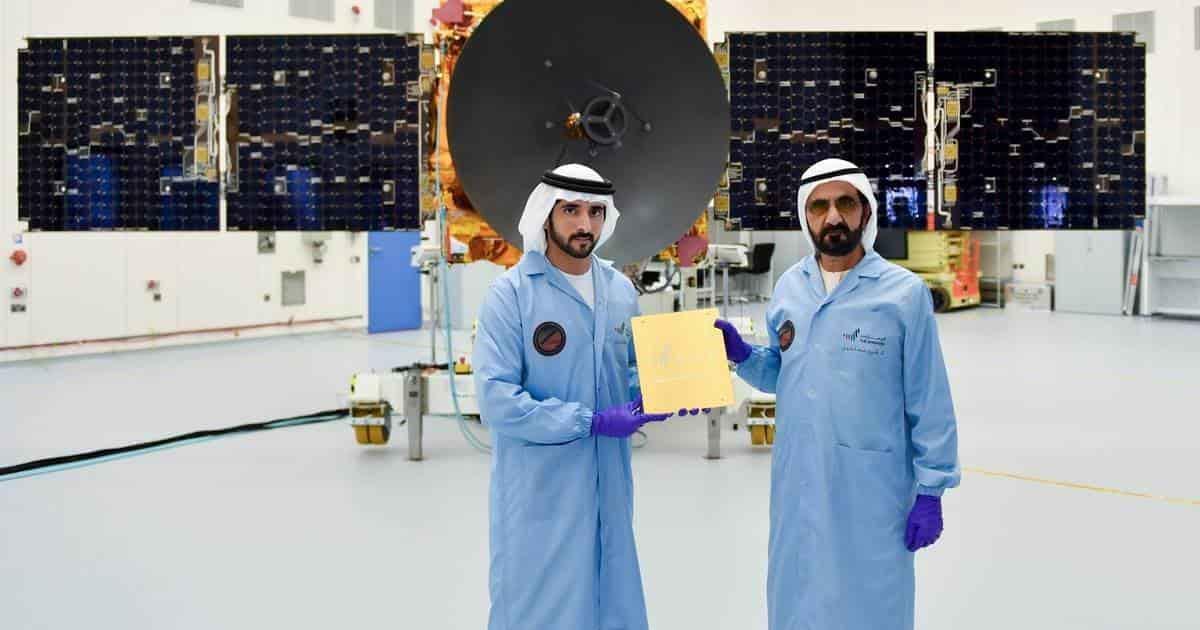 Emiratos Árabes Unidos lanza con éxito sonda espacial hacia Marte