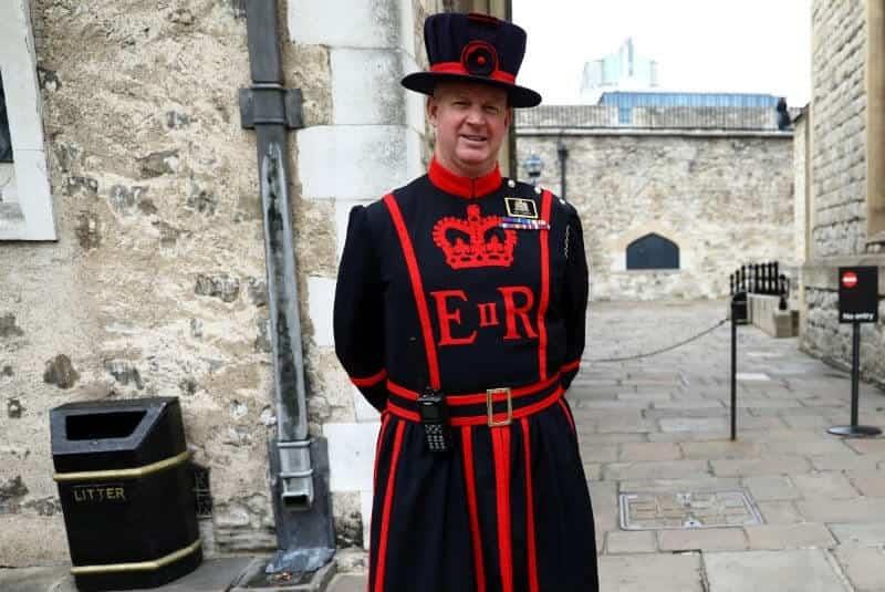 Por Covid-19, icónicos Beefeaters de Londres enfrentan recorte de personal