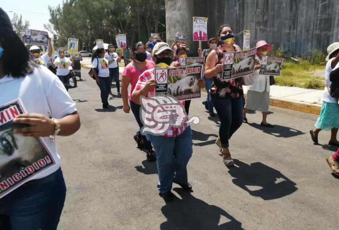 Van de Mina a Coatza para clamar justicia por Silvia Jazmín