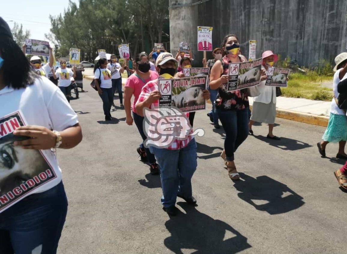 Van de Mina a Coatza para clamar justicia por Silvia Jazmín