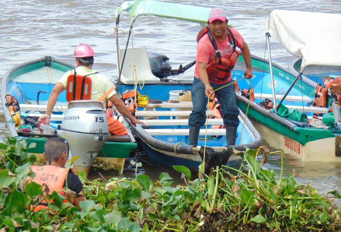 Truenan lancheros de Minatitlán; pasaje cae 80 por ciento