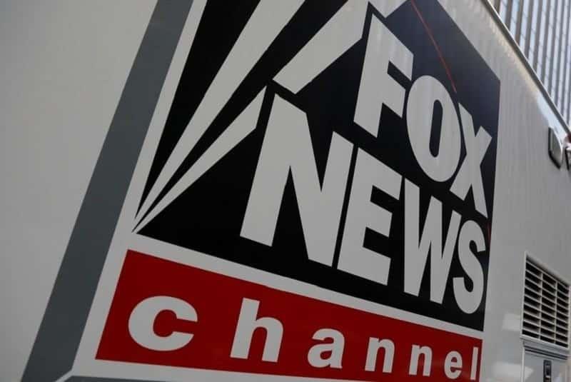 Exempleada de Fox News interpone demanda por violación