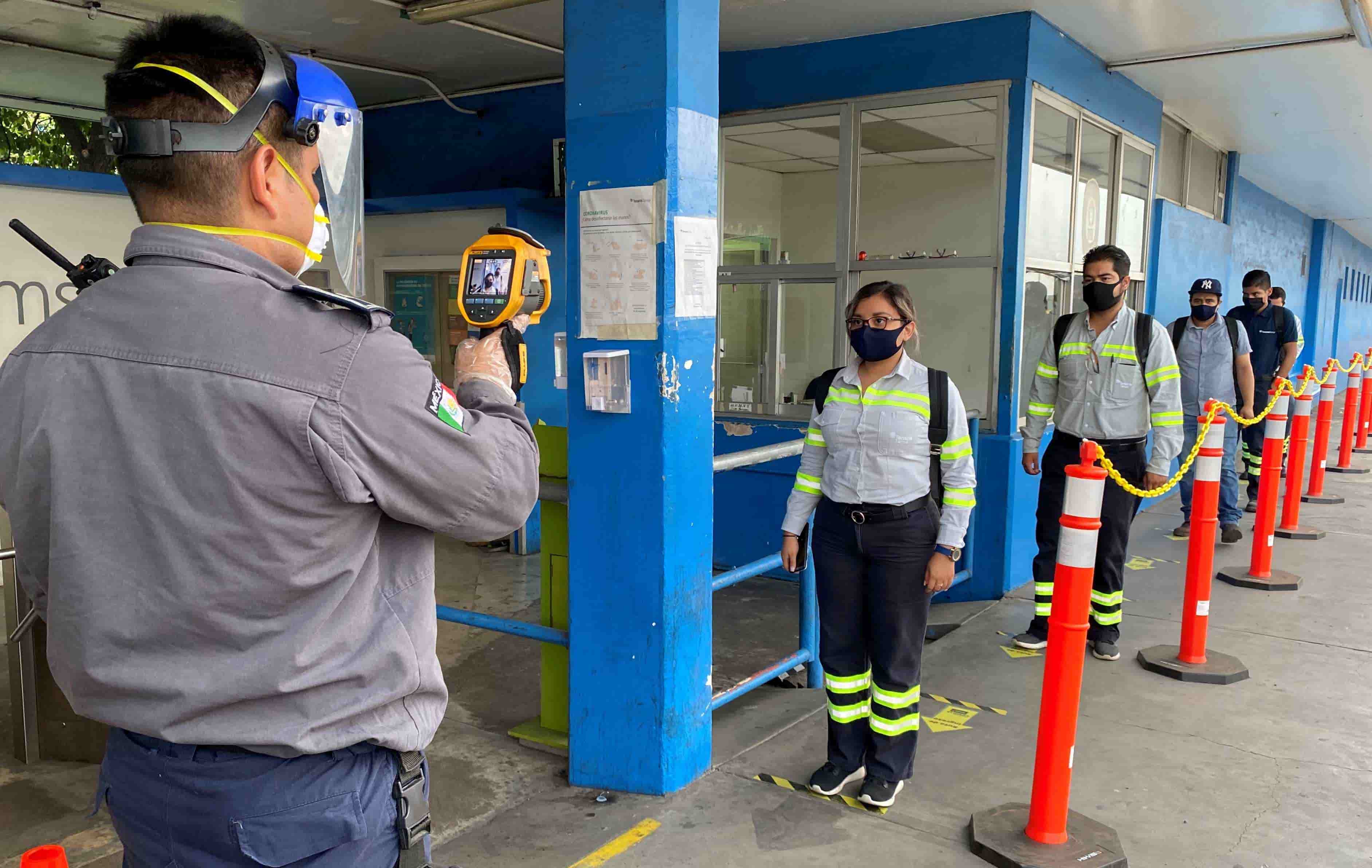 Seguridad del personal y continuidad laboral, prioridad de empresas