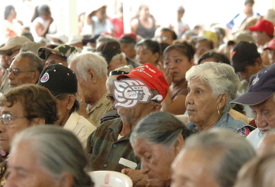 Abuelitos resultan vulnerables a cuadros depresivos por contingencia