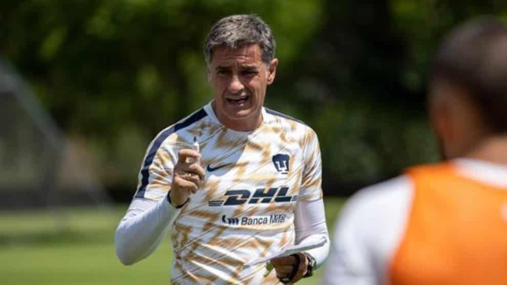 Míchel González renunció a la dirección técnica de Pumas