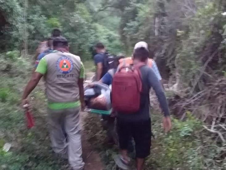 Rescatan a excursionistas extraviados en Cerro El Gentil