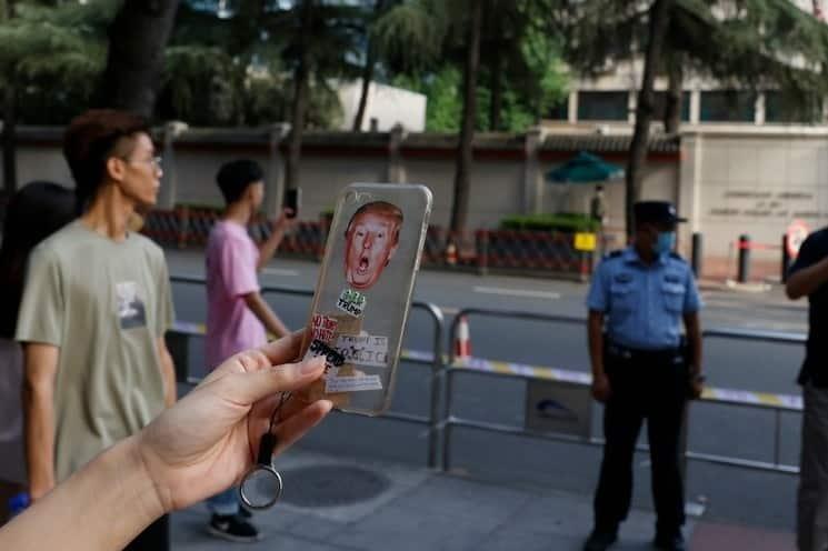 Toma posesión China de consulado de EU