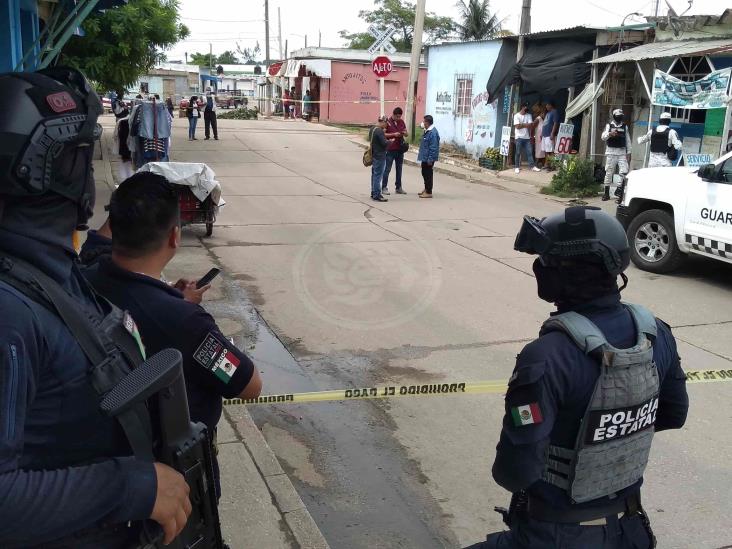 Técnico de celulares es asesinado en su negocio en Coatzacoalcos