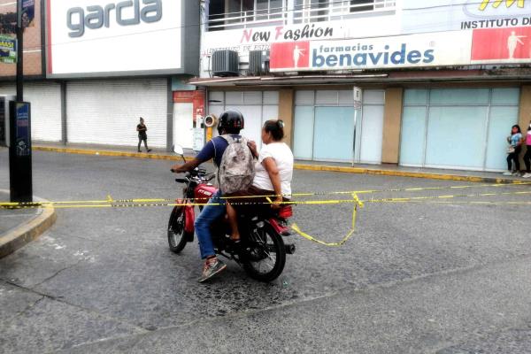 Motociclistas se adueñan de calles tuxpeñas