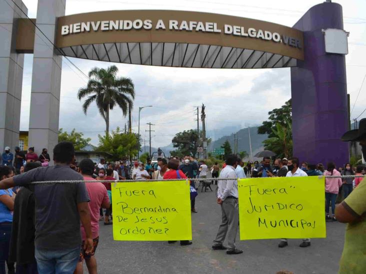 Piden a Gobierno de Veracruz frenar atropellos de Alcaldesa de Rafael Delgado