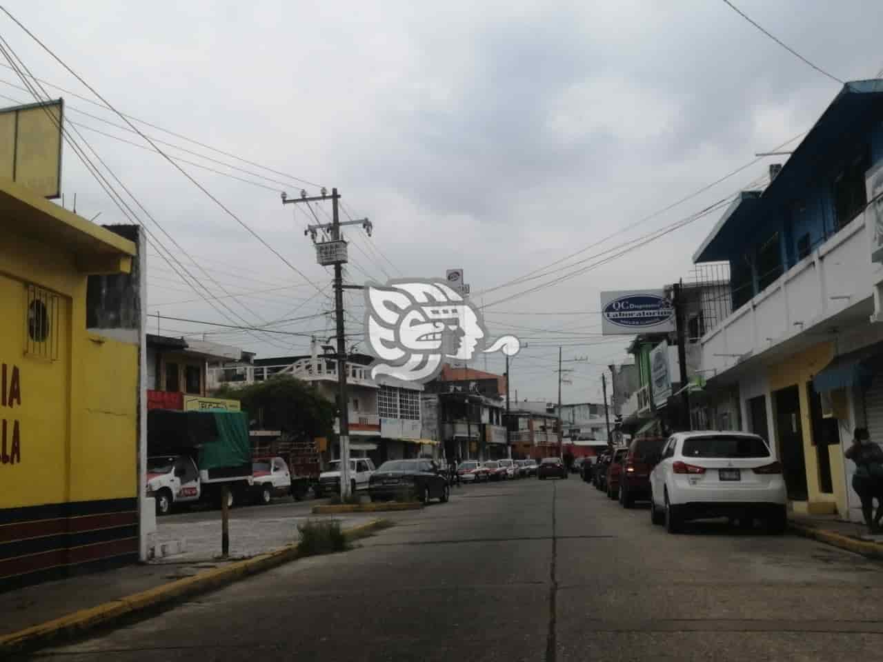 Fétidos olores de la industria y basura afectan a Nanchital