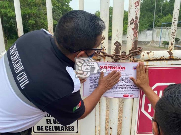 Tras voraz incendio, clausuran la empresa Ceisa en Cosoleacaque