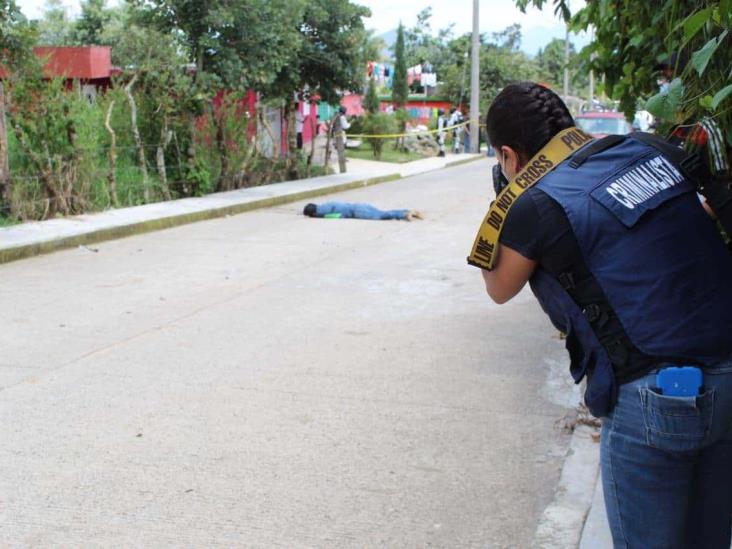 Sicarios acribillan a hombre en Mariano Escobedo