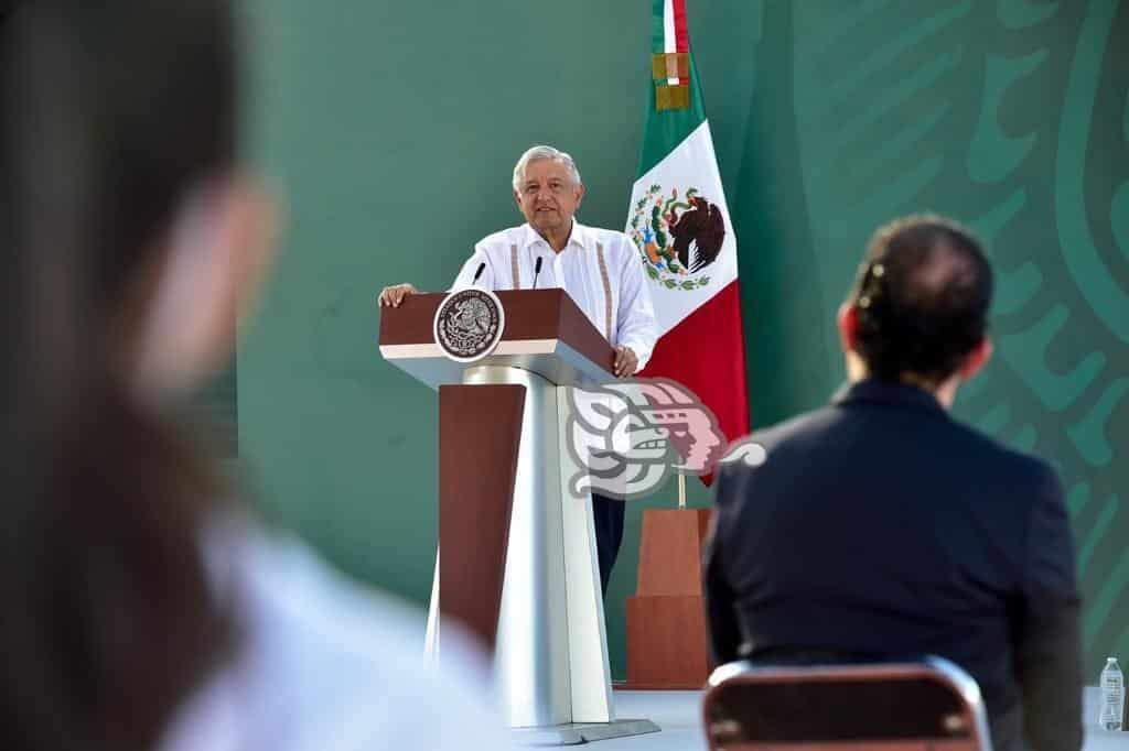 Pide AMLO no hacer linchamiento político contra Ana Guevara