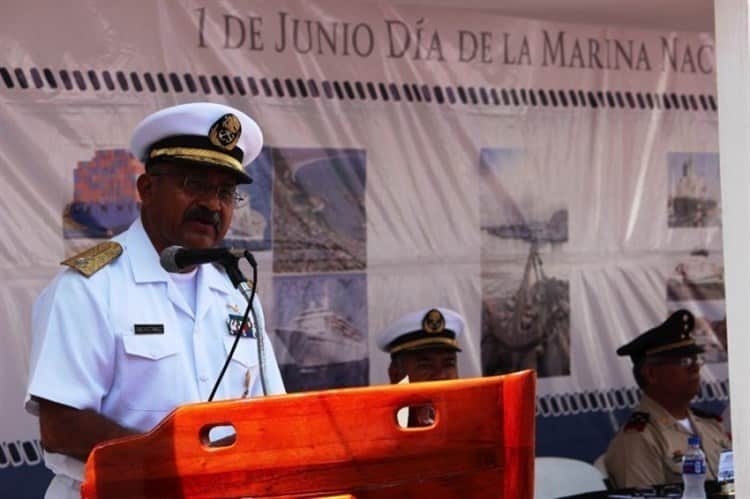 Asume Marina operación de puerto de Tuxpan, feudo de mafia china