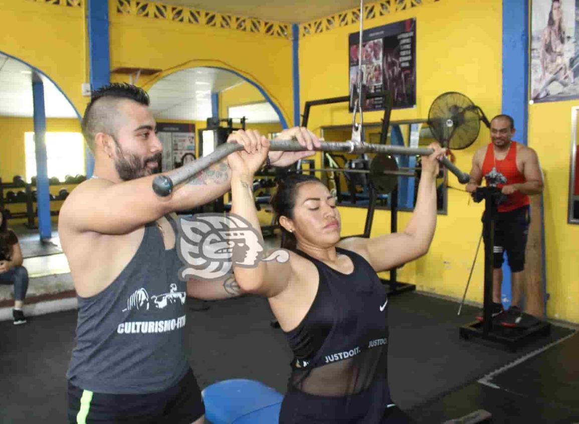 La gente sigue contagiándose y en AD los Gimnasios abiertos