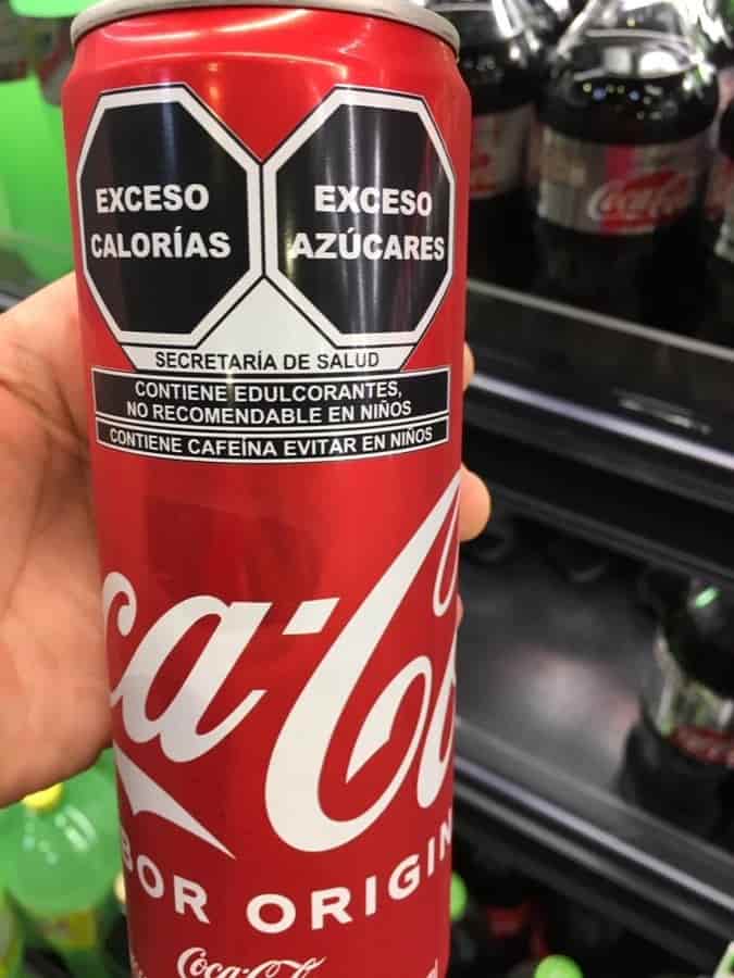 Difunden nueva imagen de Coca Cola con el nuevo etiquetado