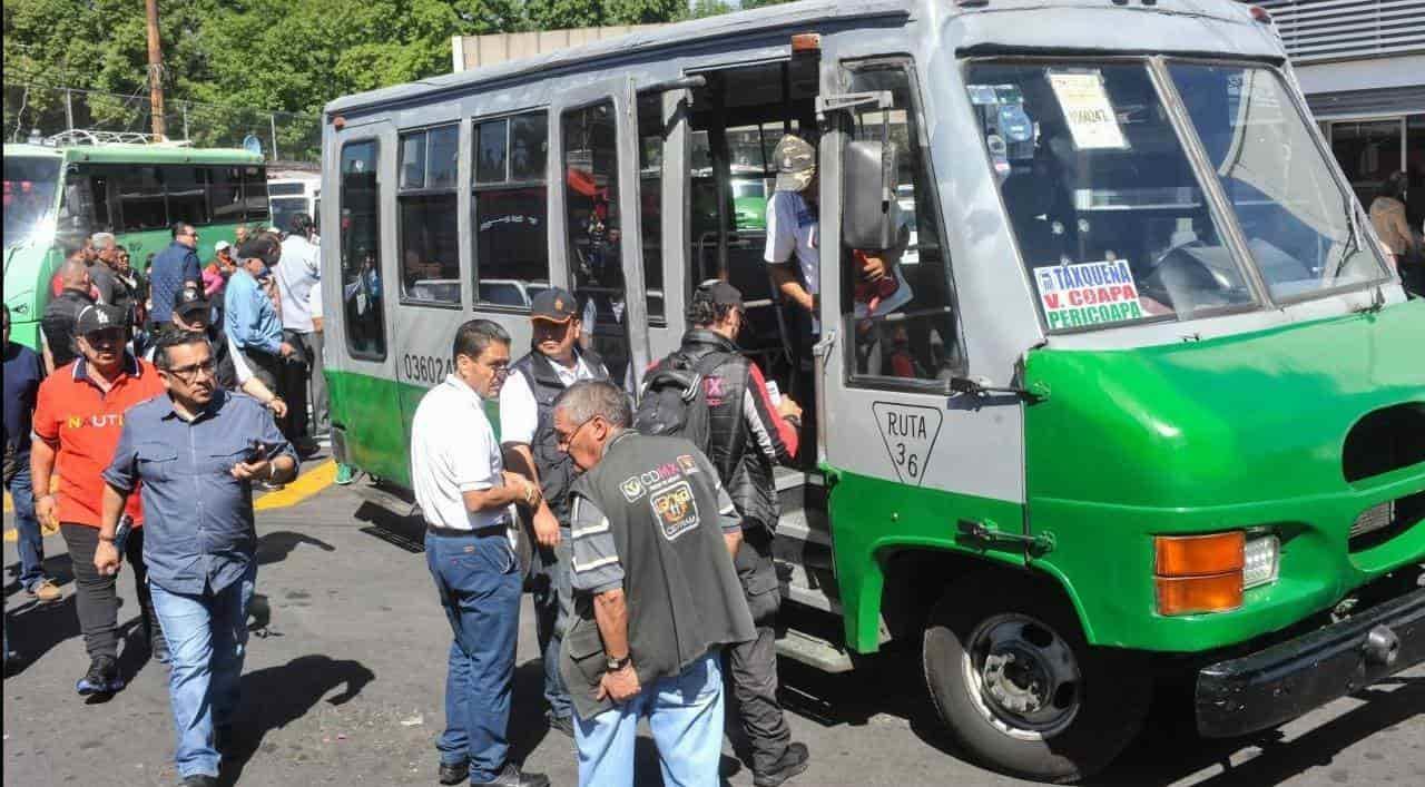 Choferes de transporte público en la CDMX podrán afiliarse a IMSS