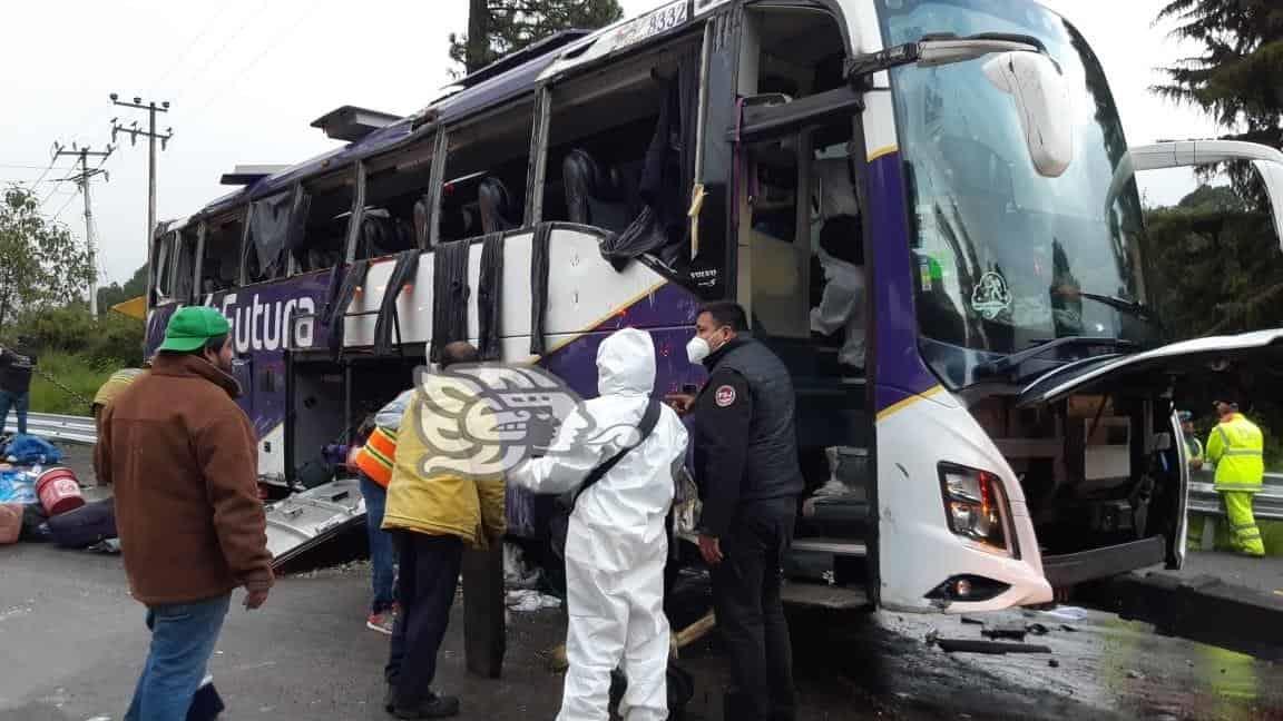 Accidente en la México-Toluca deja 10 muertos y 20 heridos