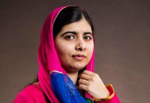 Malala llega a Pakistán para auxiliar a víctimas de inundaciones