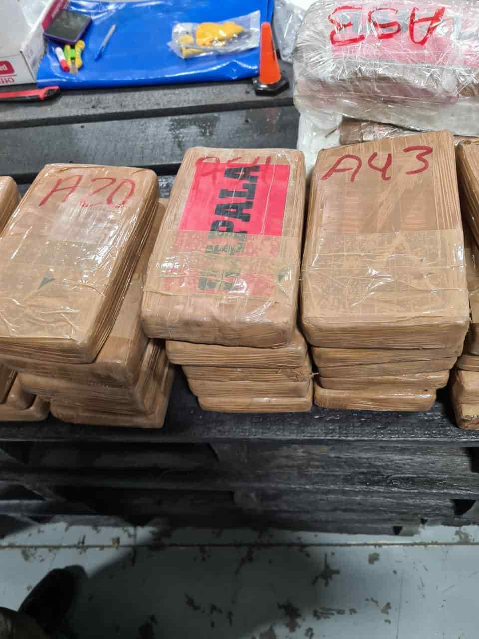 Aseguran 678 kilos de cocaína en México