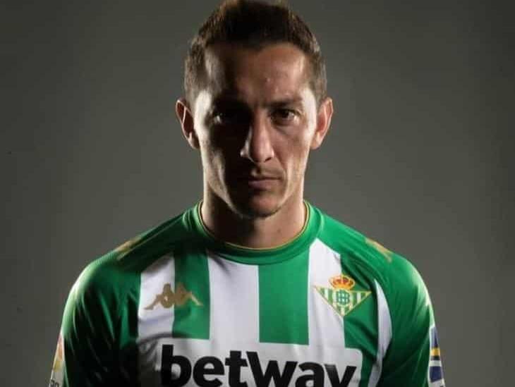 El Betis de Guardado y Lainez presentó su nuevo uniforme