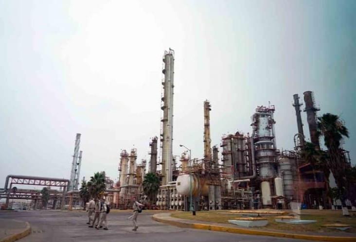 Piden consulta para cierre de Refinería de Cadereyta