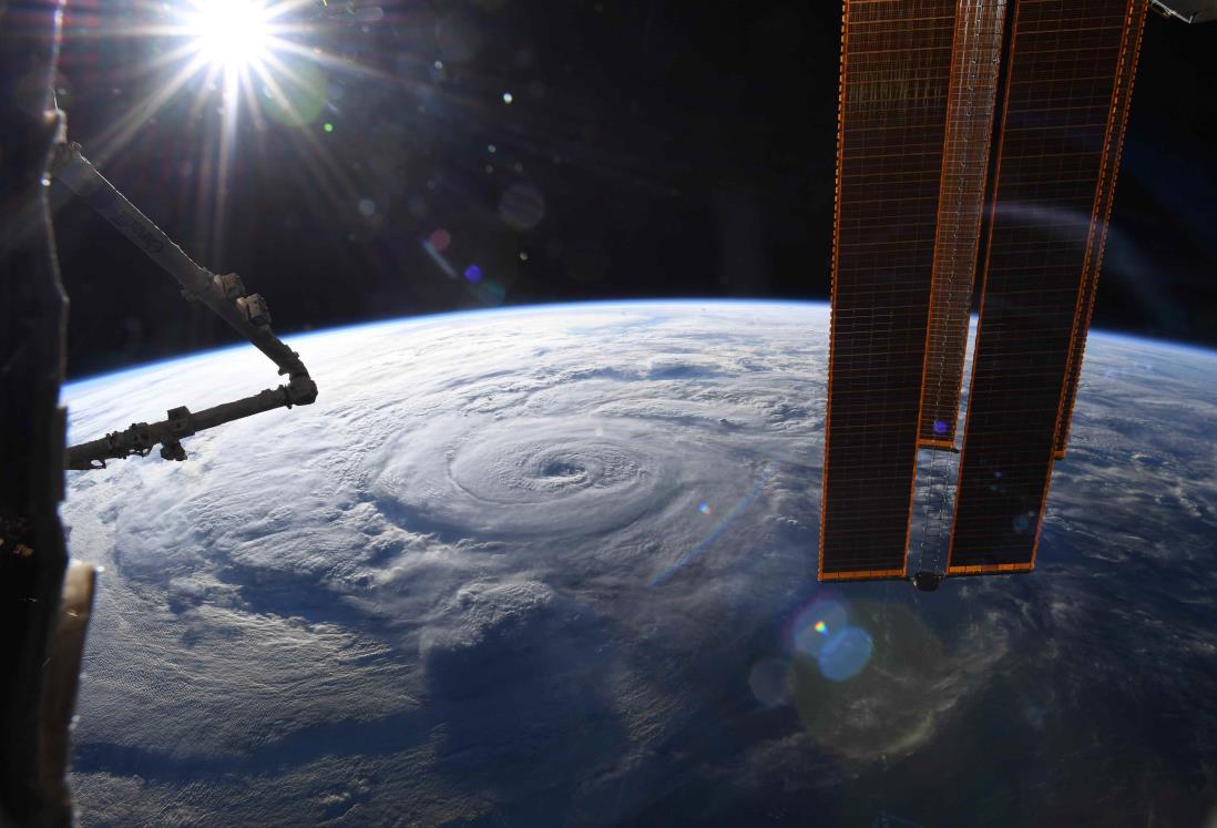 Así luce el huracán Genevieve desde la Estación Espacial Internacional