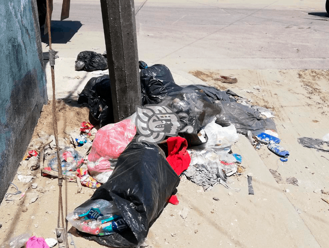 Hogares de Coatza desechan más de un kilo de plástico a diario