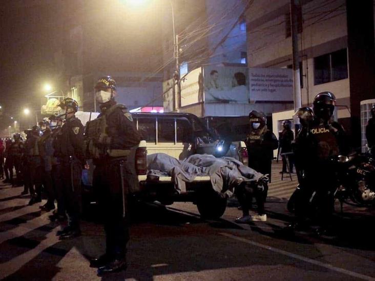 Estampida en disco de Perú  deja 13 muertos