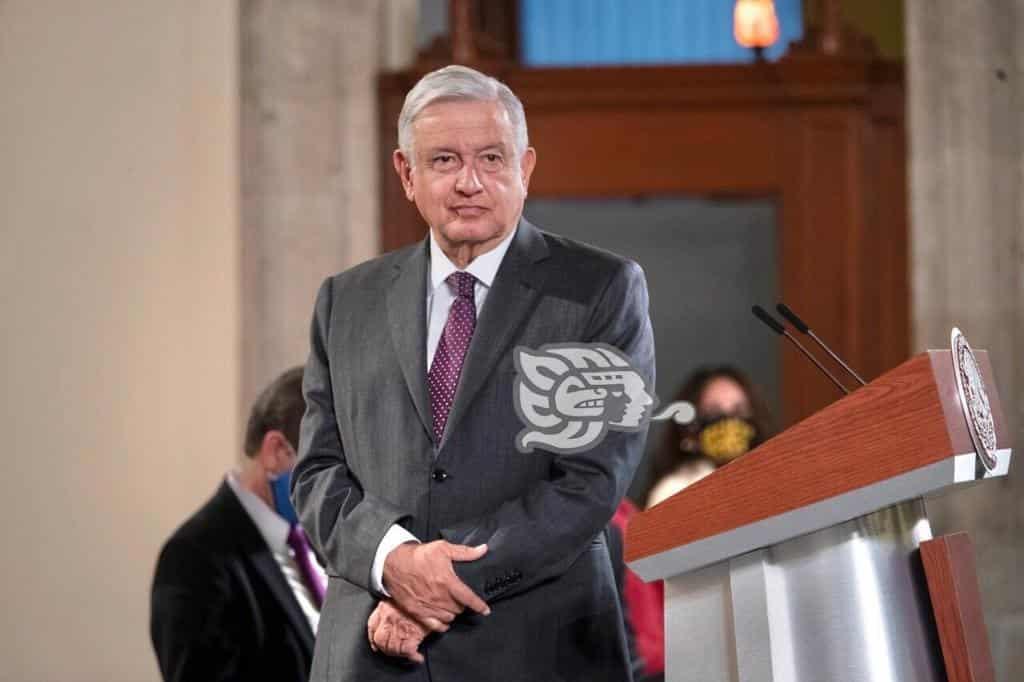 A revisión la concesión a 100 años del Puerto de Veracruz: AMLO