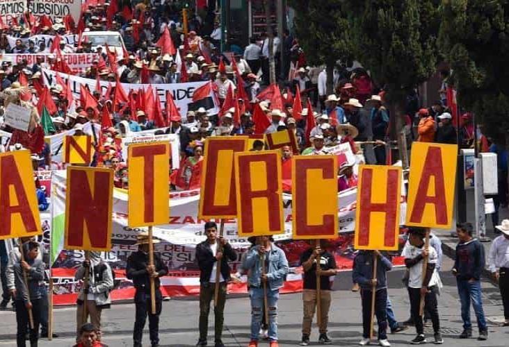 Ligan a Antorcha Campesina con contrabando de cigarros en Veracruz