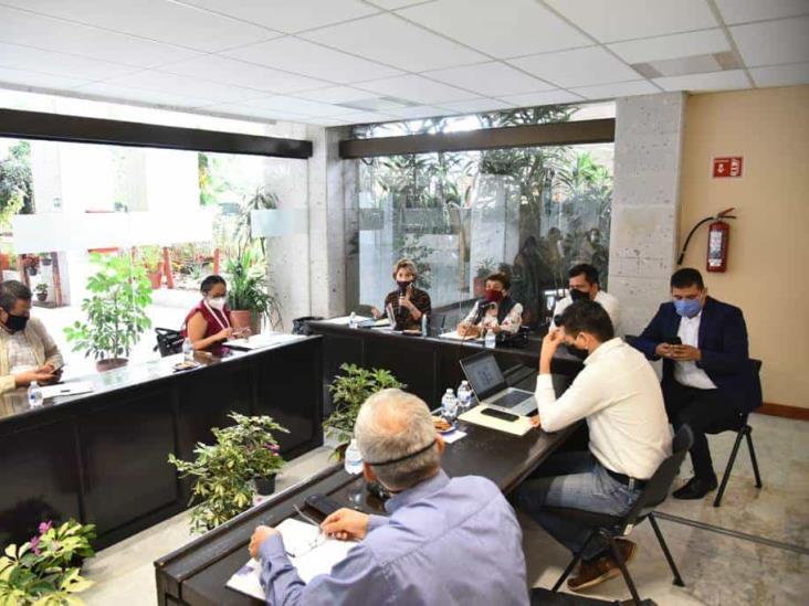 Legisladora realiza mesa de trabajo para crear ley contra sobrepeso y obesidad