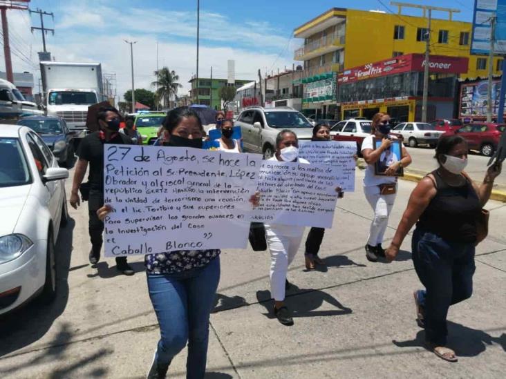 A un año del atentado al Caballo Blanco, sed de justicia y castigo está intacta