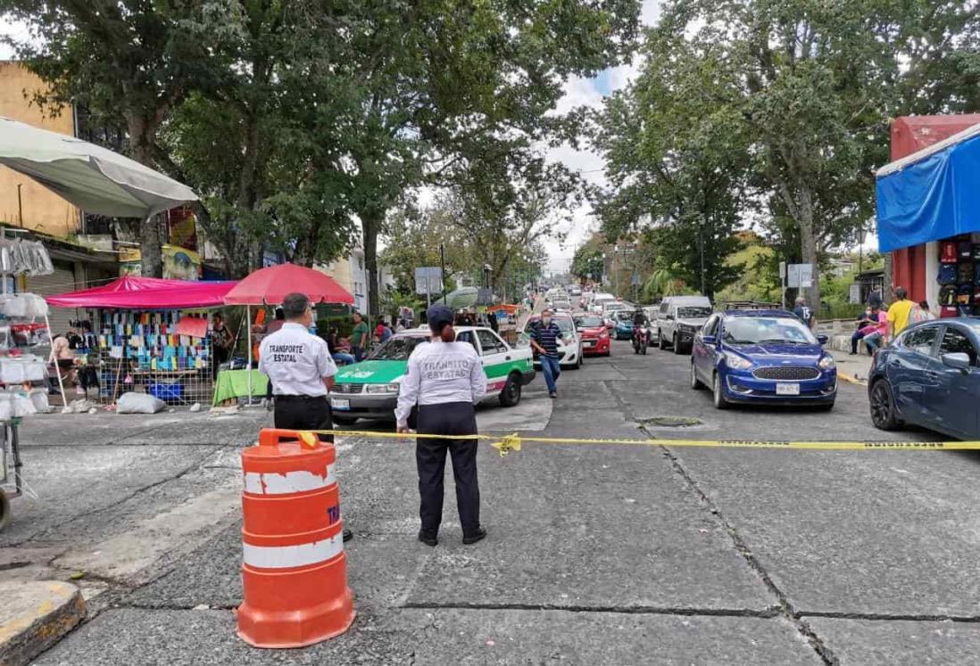 Pese a filtros en Xalapa, veracruzanos atiborran calles