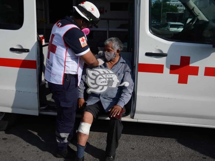 Chocan camioneta y moto en avenida de Veracruz; deja una persona lesionada