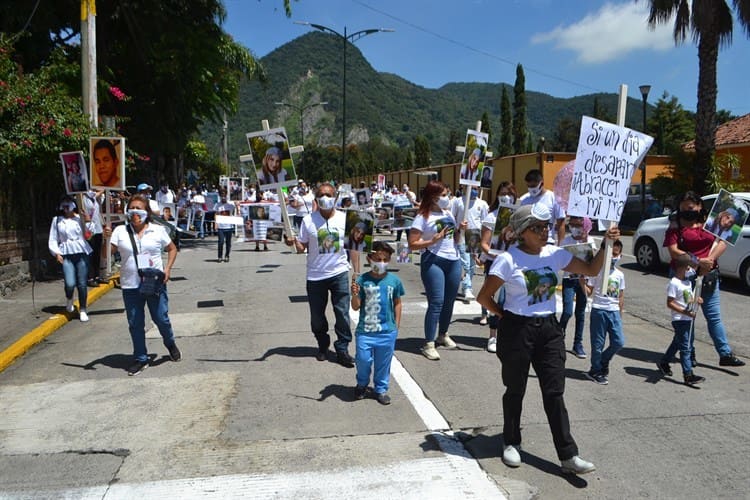 En Atzacan, indicios de nuevos puntos con fosas clandestinas