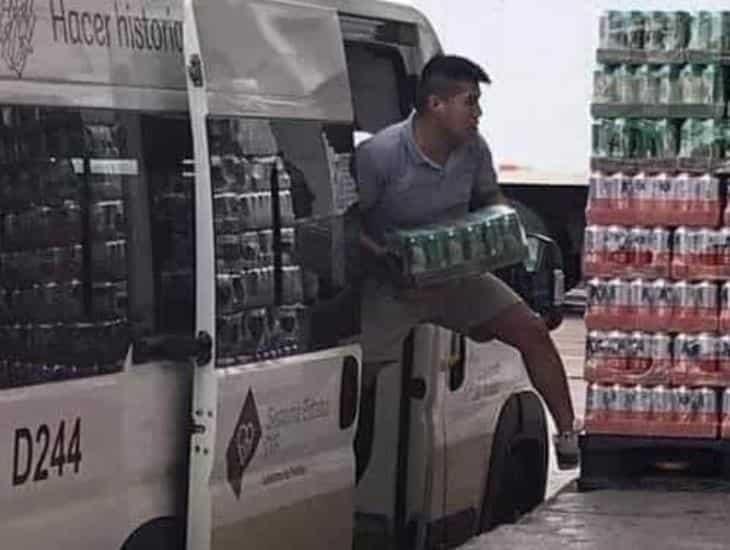 Denuncian uso de camioneta del DIF para transportar cervezas en Puebla