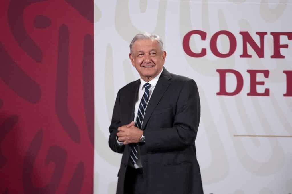 Descarta López Obrador espionaje a pequeños contribuyentes