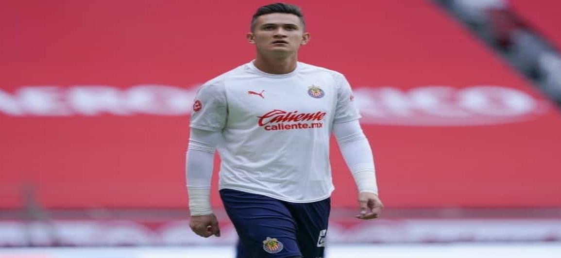 Raúl Gudiño, titular en Chivas; remplazará a Toño Rodríguez