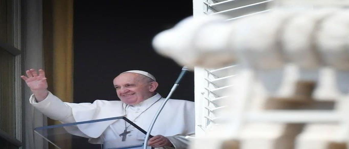 Vaticano suspende audiencias generales del papa ante repunte de casos de COVID-19