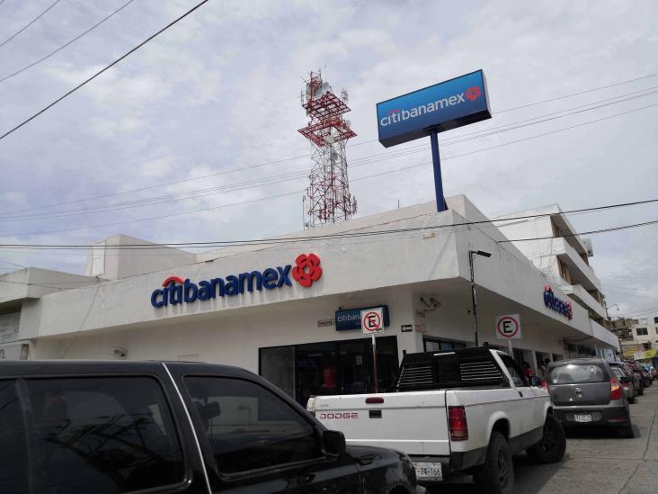 Tuxpan se quedó sin sucursal de Banamex